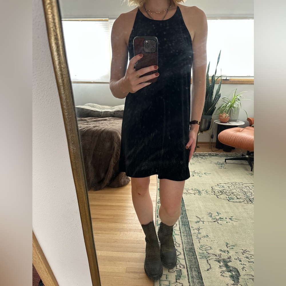 Love…ady Black Velvet Spaghetti Strap Mini Dress